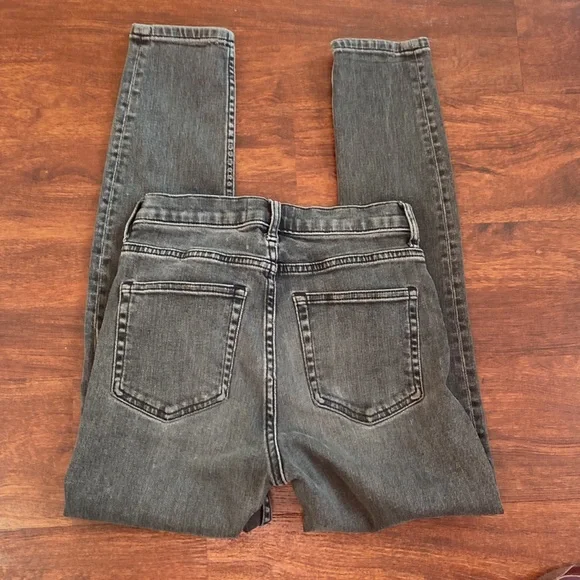 EVERLANE / Black Wash High Rise Ankle Skinny Jeans / 26 - Picture 2 of 5